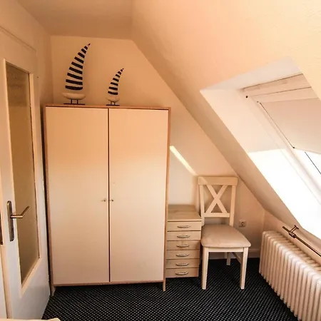 Haushaelfte-stranddiestel بيت للعطل Wenningstedt-Braderup